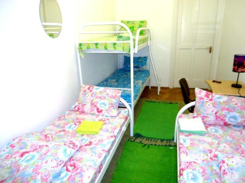 Hostel Kreshatik 基輔 客房 照片